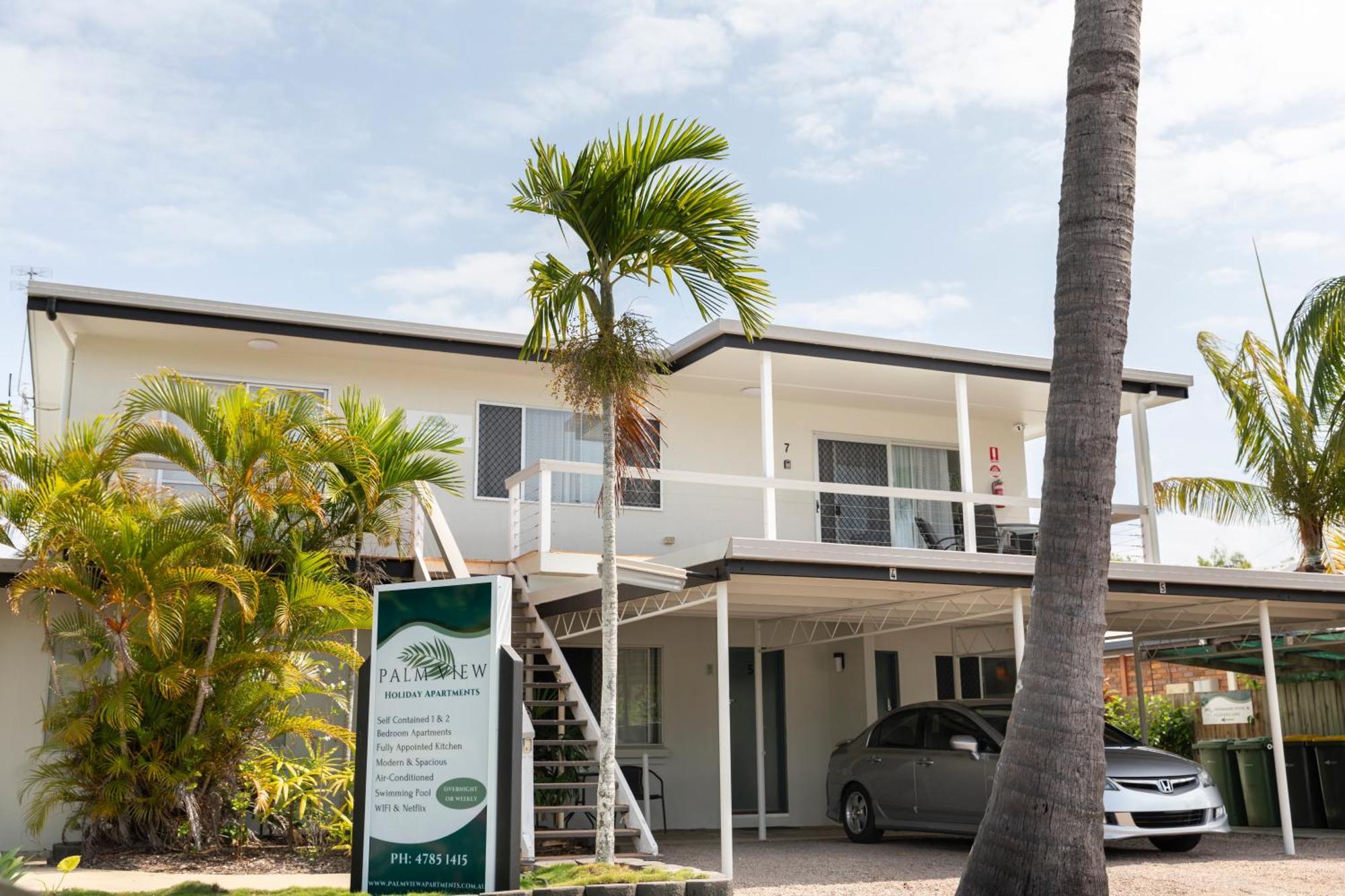 Palm View Aparthotel 4*